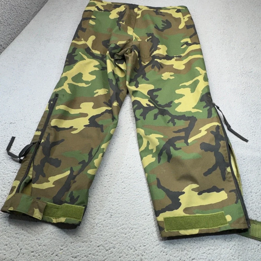 US Military Gore-Tex Pants Mens Large Green Regular Camouflage ECWCS Trousers